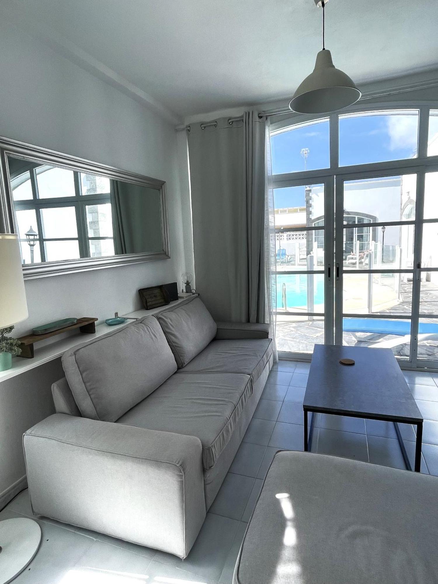 Lovely Villa - Pool Front, Private Roof Terrace, Wifi Fiber Optic Corralejo Eksteriør billede